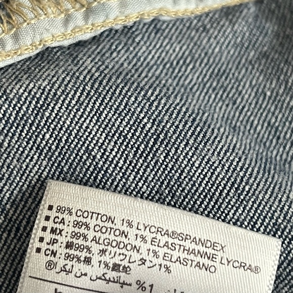 Old Navy Blue Jean Jacket causal everyday Medium Wash neutral Normcore - Picture 6 of 6